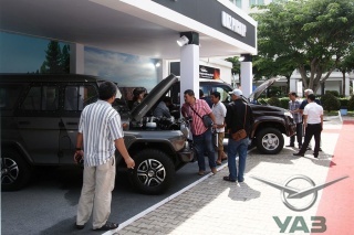 Автомобили УАЗ на Vietnam International Motor Show 2016