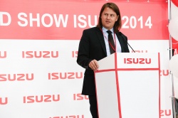 ROAD SHOW ISUZU